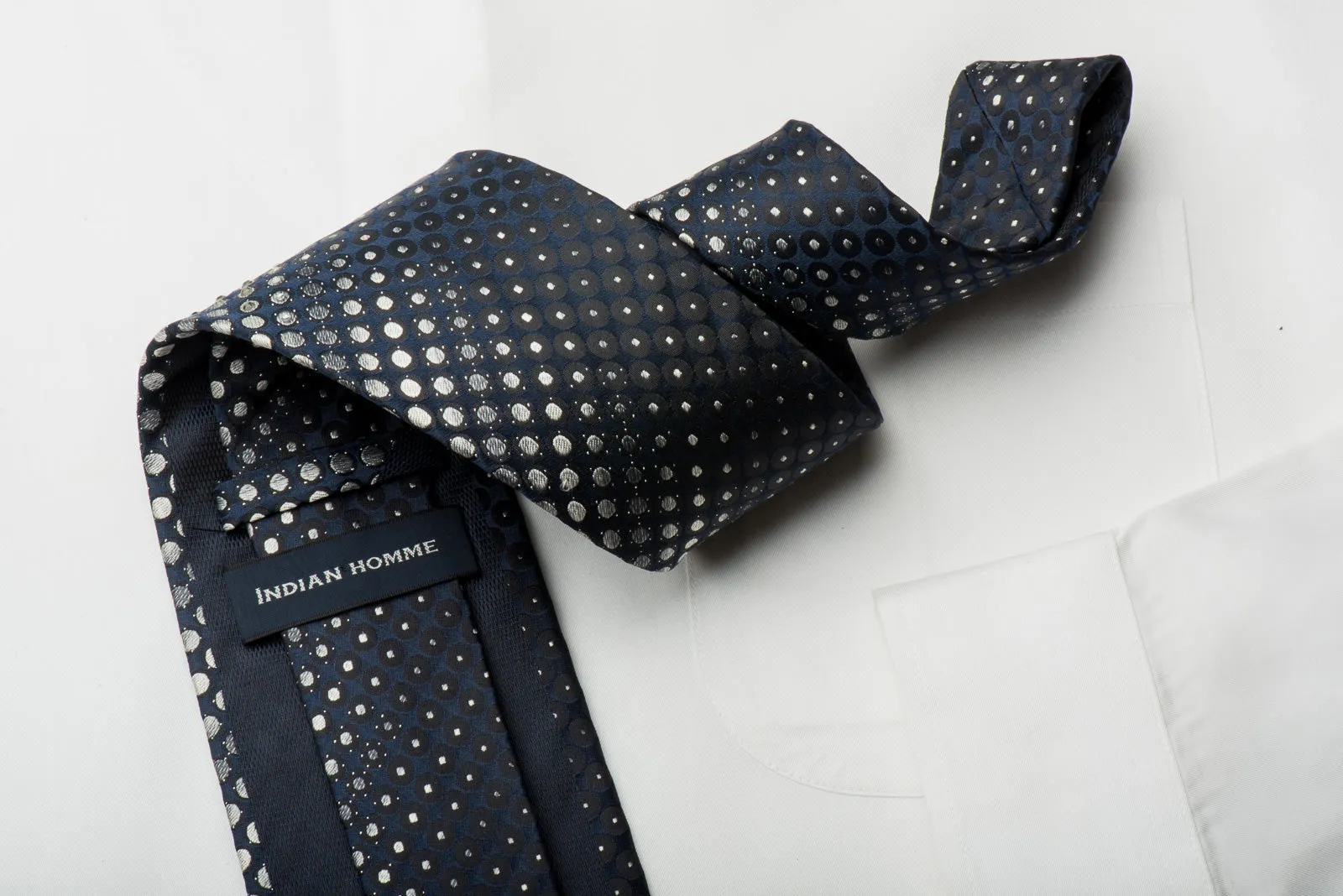 Indian Homme Rhinestone Silk Necktie Geometric Circles On Navy With Silver Sparkles
