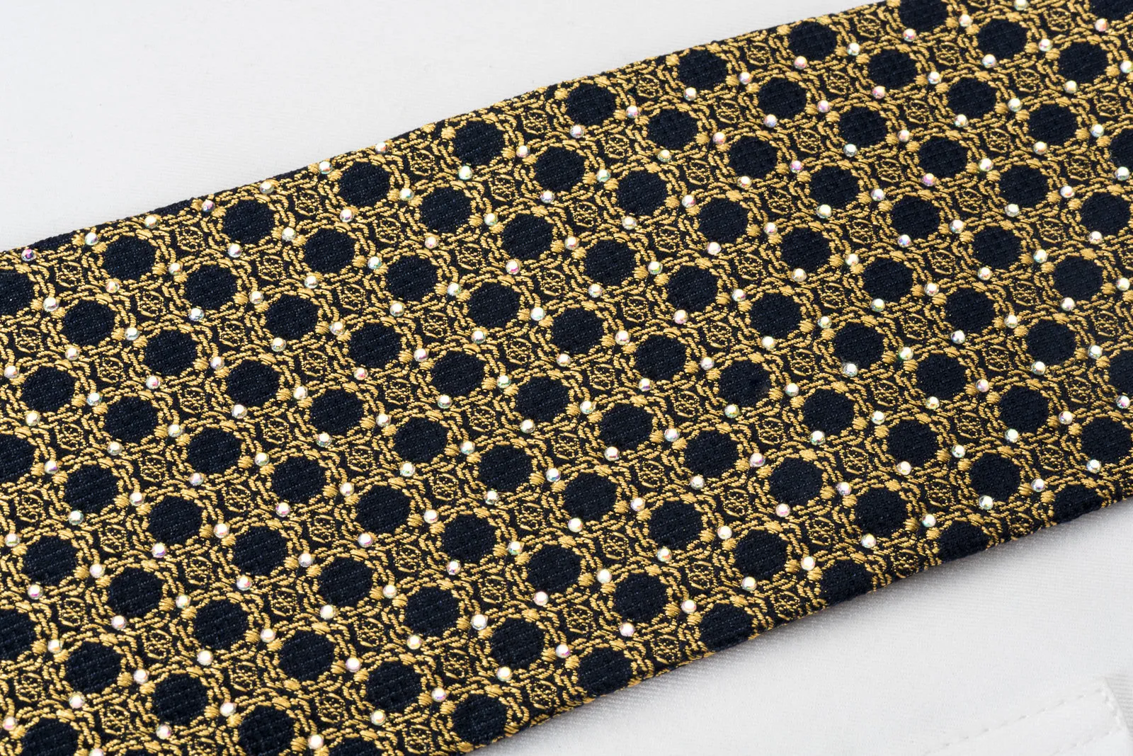 Renoma Men's Silk Crystal Necktie Gold Interlocking Chains On Navy With Golden Sparkles