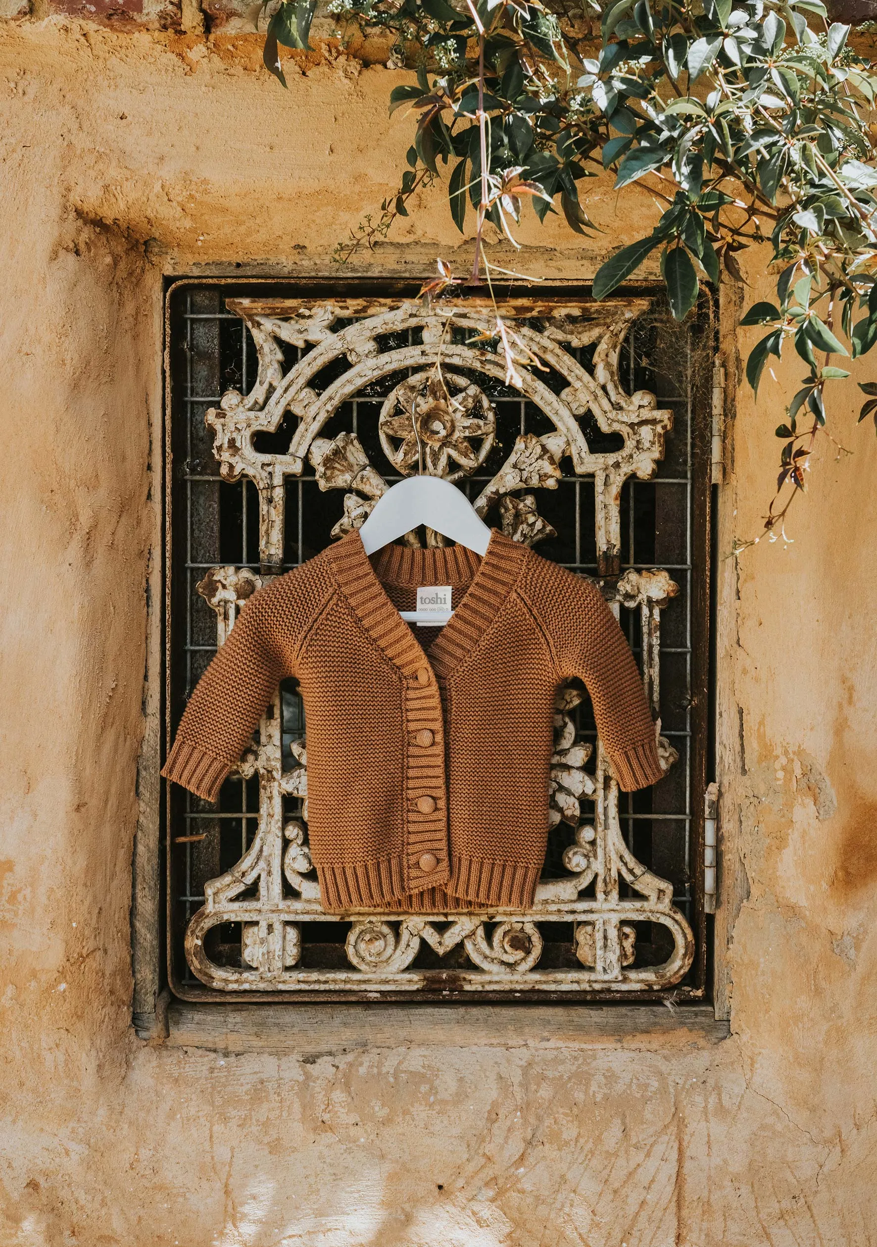 Toshi Organic Cardigan Andy PECAN