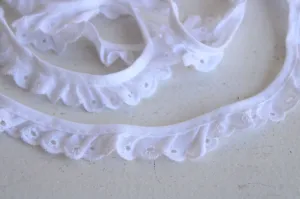Vintage White Trim, Eyelet Ruffled Lace, 2 Yards  .75" wide / Sewing or Crafting Embellishment