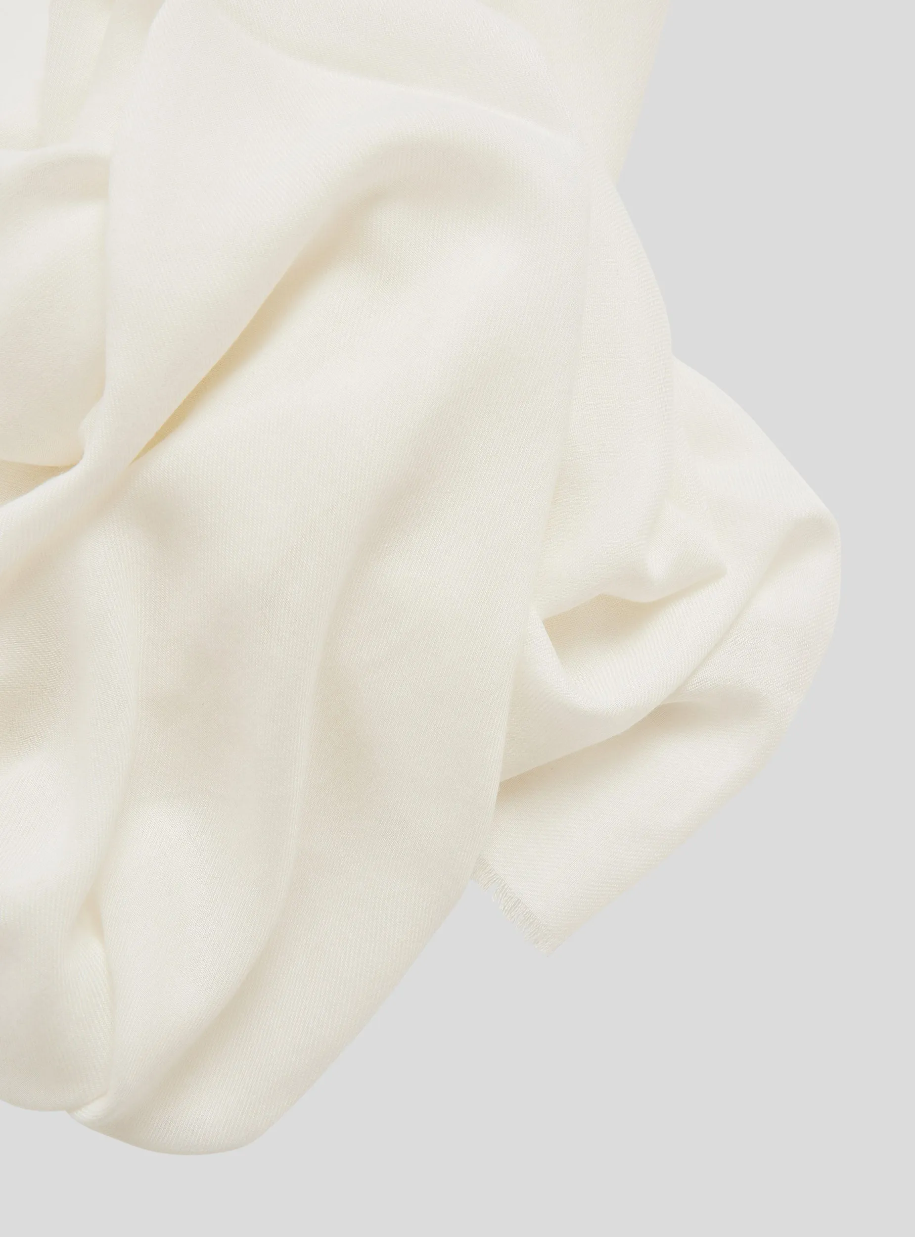 Woman's Scarves/Foulard